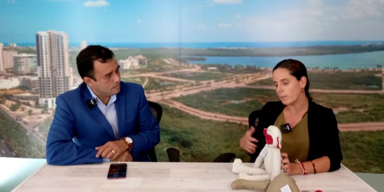 Mujeres de Cancún y Playa del Carmen son «tejedoras de sueños»