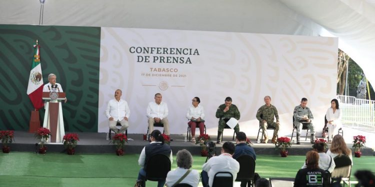 AMLO defiende a Bartlett y sostiene que CFE le ha cumplido a Tabasco