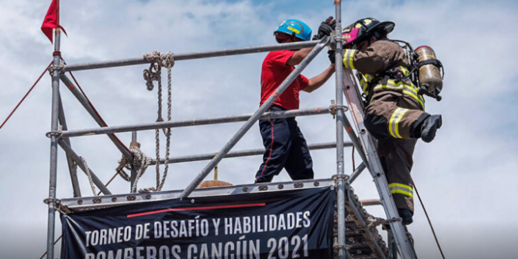 Bomberos aumentan actividades en diciembre por uso de pirotecnia