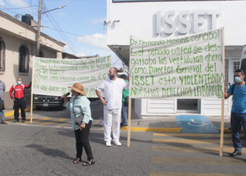 Exigen a Adán Augusto destitución de Fernando Mayans como director del ISSET