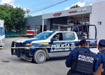 Hombre muere de manera repentina enfrente de «Autocar» en Cancún