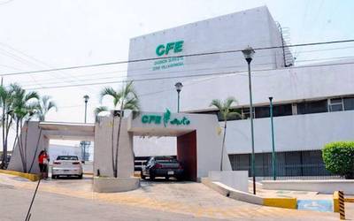 «Mal tino» de CFE al modificar lecturas ocasionó alzas, acusa el gobernador