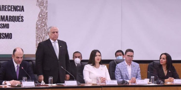 Analiza Comisión de Turismo el Tercer Informe de Gobierno