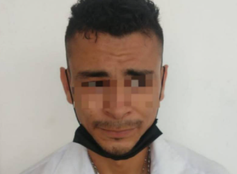 Detienen a presunto taxista por posesión de sustancias ilícitas en Playa del Carmen