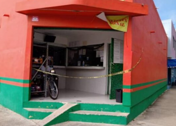Ladrones se llevan más de 1 mdp en joyas de una casa de empeño en Playa del Carmen