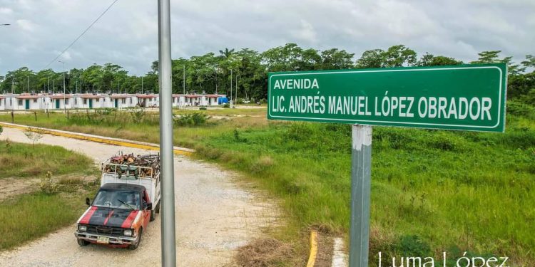 Ayuntamiento de Nacajuca nombra calle en honor a AMLO