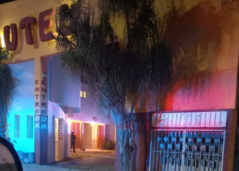 Asesinan a mujer en motel de Playa del Carmen