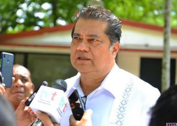 Narváez se lava las manos y pide a OSFE actuar contra administración de Piña en la UJAT