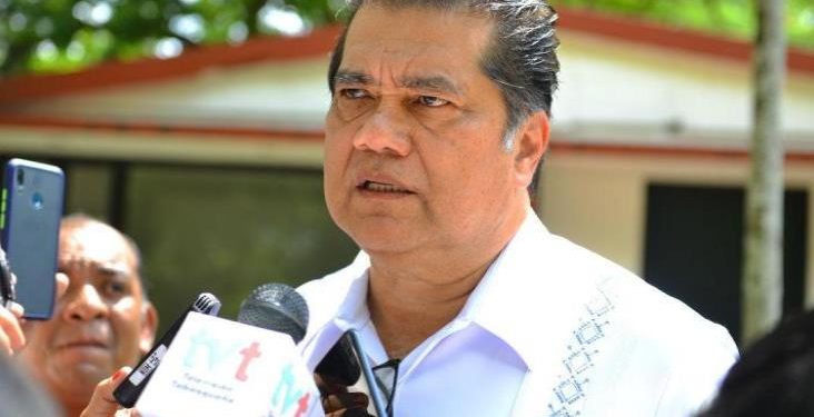 Narváez se lava las manos y pide a OSFE actuar contra administración de Piña en la UJAT