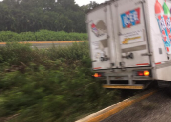 Choque en carretera federal de Cancún deja saldo de 5 heridos