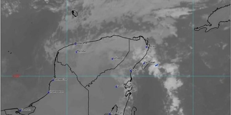 Sigue afectando frente frío a Quintana Roo
