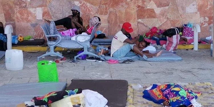 Se brinda atención a migrantes haitianos en Cancún y Chetumal