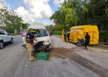 Choque en carretera Puerto Morelos – Playa del Carmen deja dos heridos