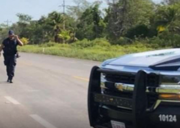 Sujetos armados secuestran a joven en gasolinera en Bacalar