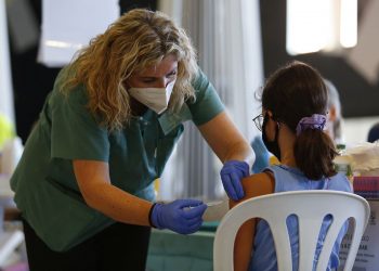 Chile inicia jornada de vacunación a niños entre 3 y 5 años
