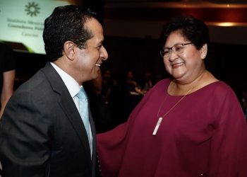 Sin aguinaldo trabajadores de honorarios