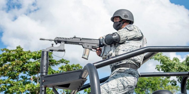Persecución deja un saldo de una niña con herida de bala y dos secuestrados