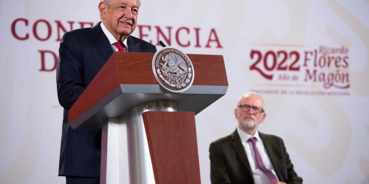 Hospitalizaciones y defunciones se mantienen a la baja pese aumento de contagios por variante ómicron: López Obrador