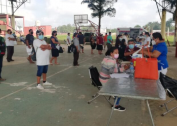 Inicia la aplicación de terceras dosis en personas de 50 a 59 años en Lázaro Cárdenas