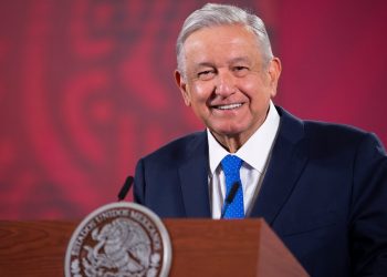 AMLO pide blindar votación de sindicato de Pemex