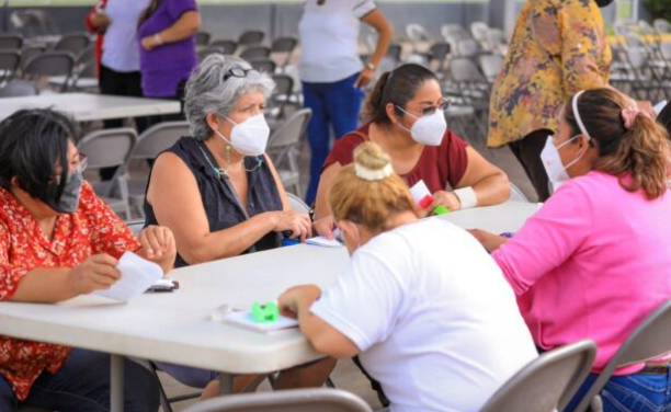 Extienden jornada de vacunación hoy para personas de 40 años en Playa del Carmen