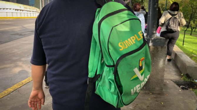 «La Mafia Verde» comprará votos con mochilas escolares