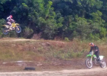 Alistan campeonato de motocross en Cozumel