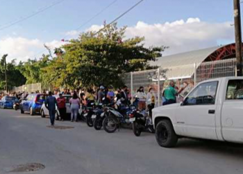 Se satura módulo de vacunación de jóvenes que cumplen 15 años en Chetumal