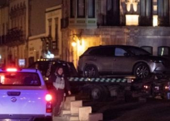 SSPC informa el número de cuerpos fueron encontrados en el interior de la camioneta abandonada frente a Palacio de Zacatecas