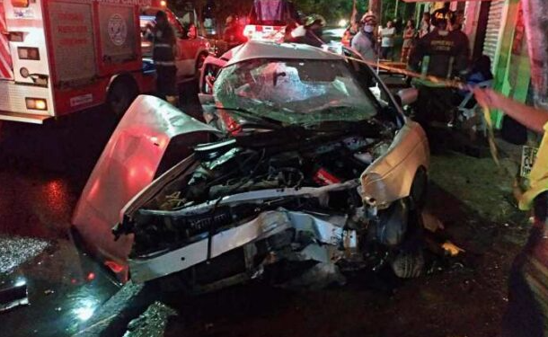 Conductor imprudente cobra la vida de dos personas y deja cuatro lesionados