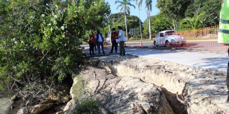 Desgajamientos en obra de Chetumal se hace viral