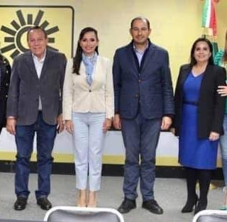 Mayuli Martínez reconoce la selección de Laura Fernández para ir por gubernatura