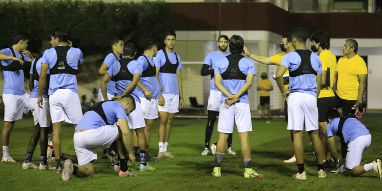 Cancún FC recibe al Atlante en ‘día del aficionado’
