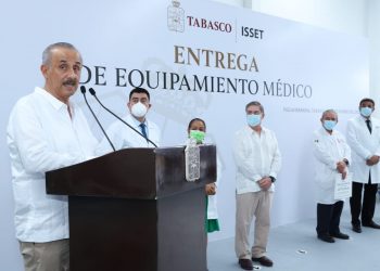 Gobernador interino de Tabasco, da positivo a COVID-19