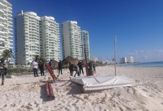 Liberan espacios públicos en playa de la zona hotelera de Cancún