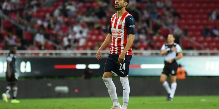 Oribe Peralta culmina contrato con el Deportivo Guadalajara y podría ser refuerzo del Tampico Madero