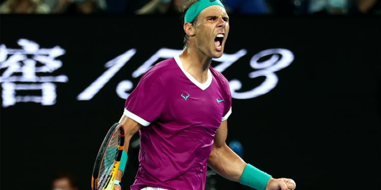 Rafael Nadal festeja ante Medvédev y logra su título Grand Slam 21