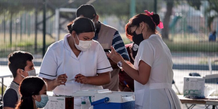 Vacunación contra el COVID19 rebasa las 2 millones 300 mil dosis en Quintana Roo