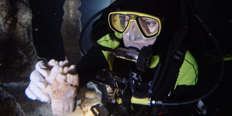 Descubren un total de 10 cráneos humanos prehistóricos en Tulum