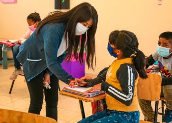 Posponen regreso a clases en 11 estados por ómicron