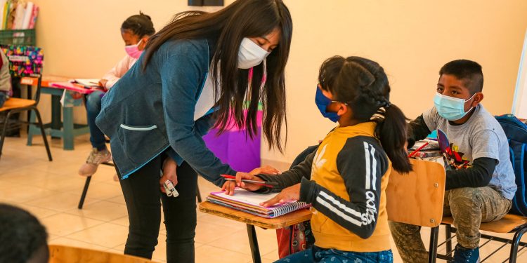 Posponen regreso a clases en 11 estados por ómicron