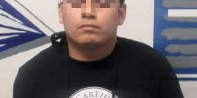 En Playa del Carmen detienen a narcomenudista con dos bolsas de marihuana