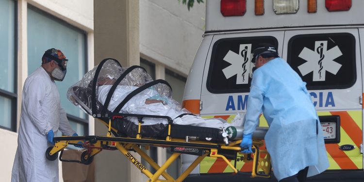 Hospitalización por COVID-19 aumentó 75 % en primeras dos semanas del año