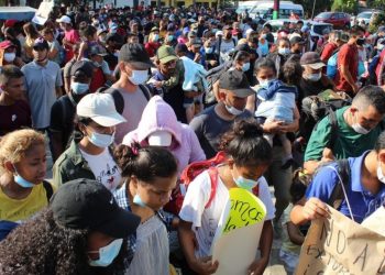 Migrantes protestan en Chiapas; exigen que les permitan el libre tránsito