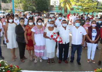 Más de 30 parejas contraen nupcias en boda colectiva en Zona Maya