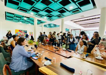 Más de tres mil playenses firman para solicitar se retiren parquímetros en zonas urbanas