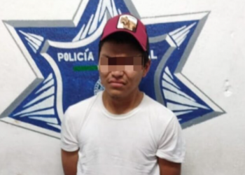 Aseguran a hombre por portación de drogas en la Quinta Avenida
