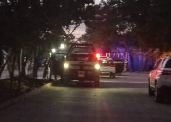 Asesinan de un disparo en la espalda a una mujer taxista en Tulum