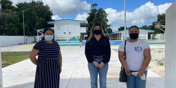 Constata regidora Fernanda Alvear coordinación para el retorno a clases