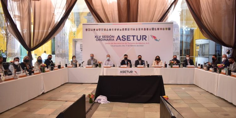 Firma ASETUR convenio con ANAAE para trabajar con la cooperación Alemana para la preservación de los recursos naturales